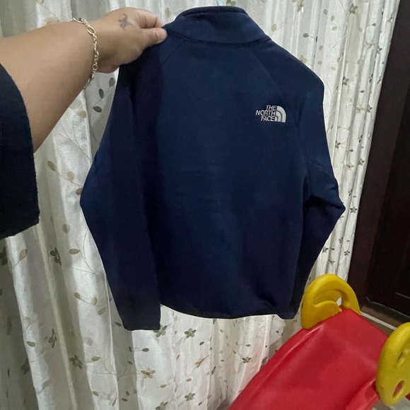 The North Face fleece jacket. Size 5/6. Unisex. - Picture 5 of 8